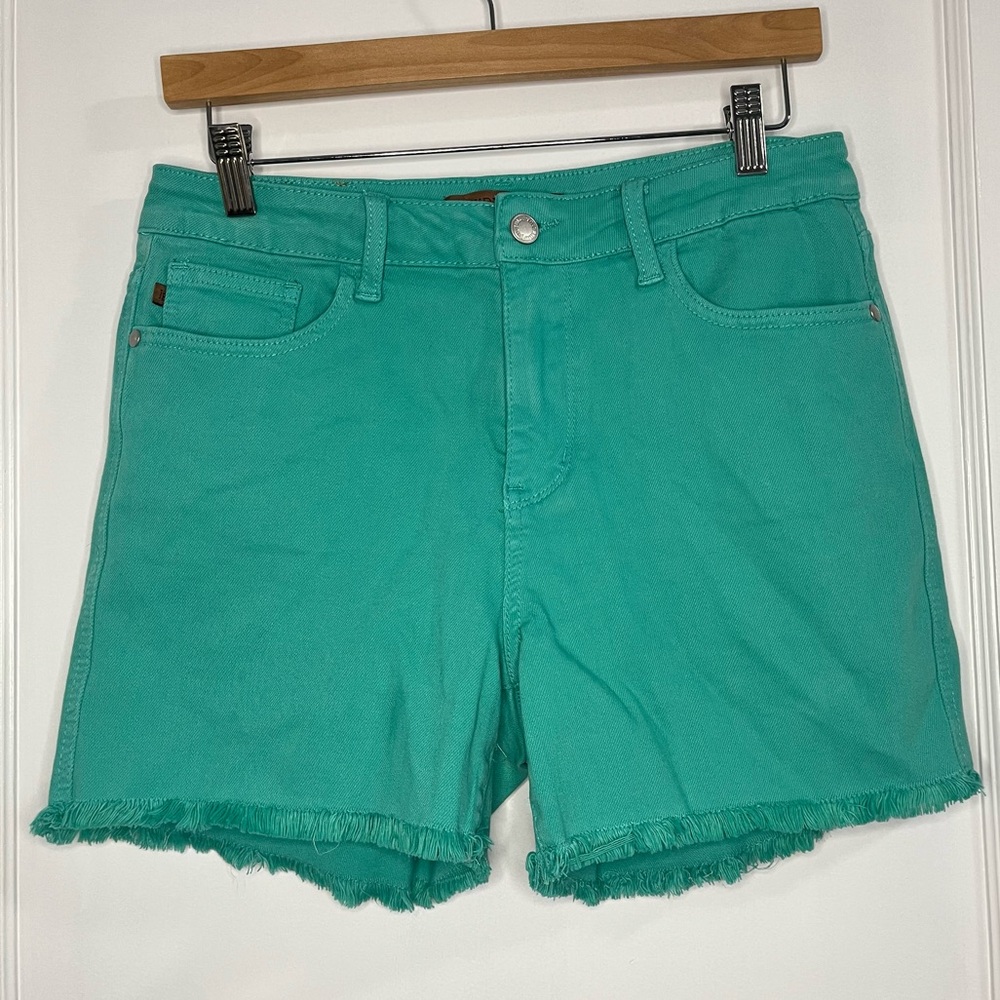 Judy Blue Summer Lovin Mid Rise Shorts - Picture 8 of 12
